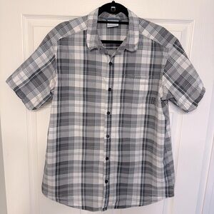 Columbia 100% Cotton Gray Plaid Short Sleeve Button Collared Shirt Men’s‎ L EUC